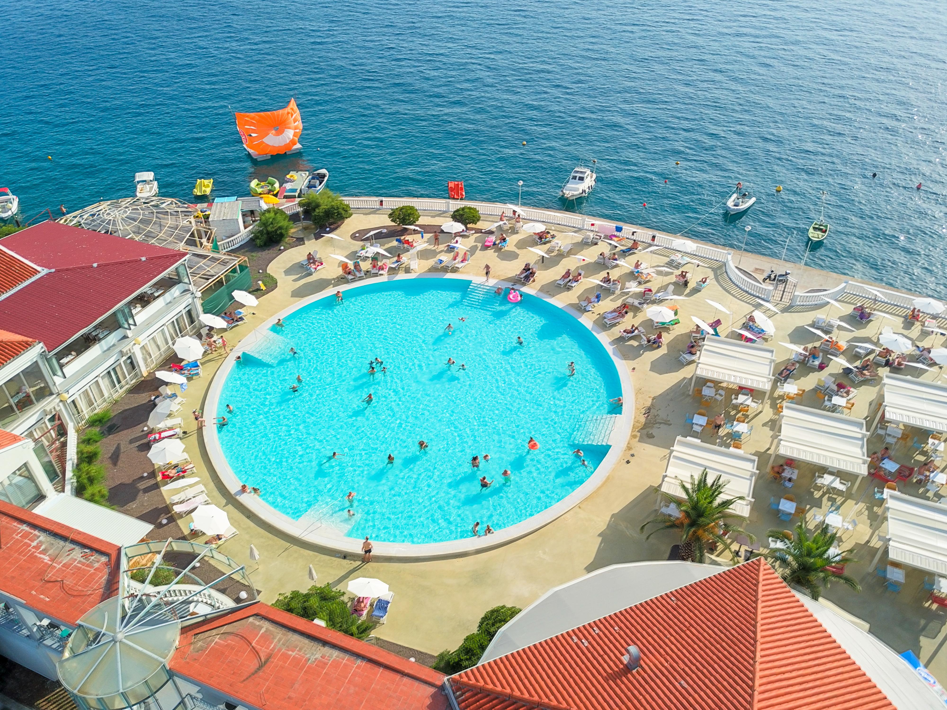 Hotel Katarina Selce Εξωτερικό φωτογραφία