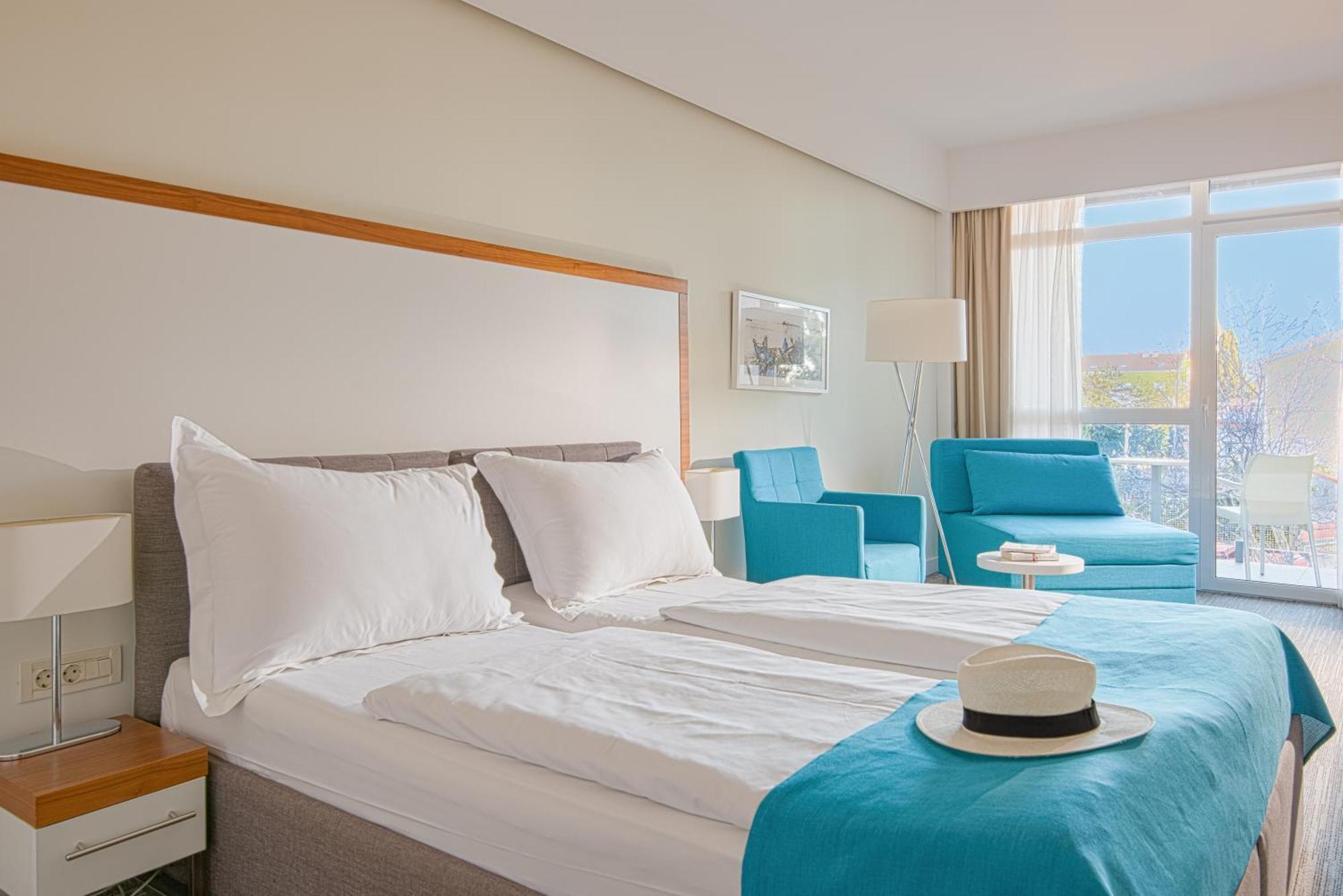 Hotel Katarina Selce Εξωτερικό φωτογραφία